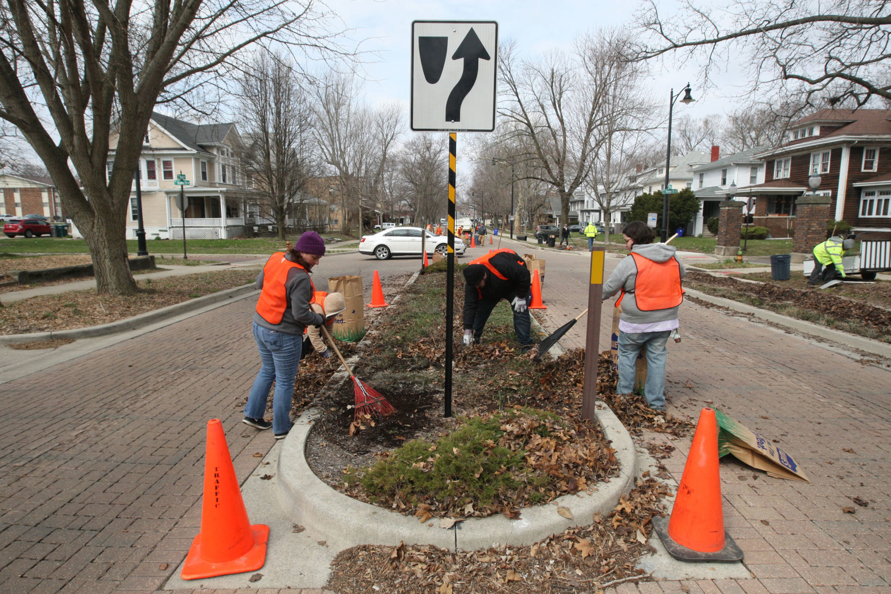 West Main Street cleanup 2 4.6.18.jpg